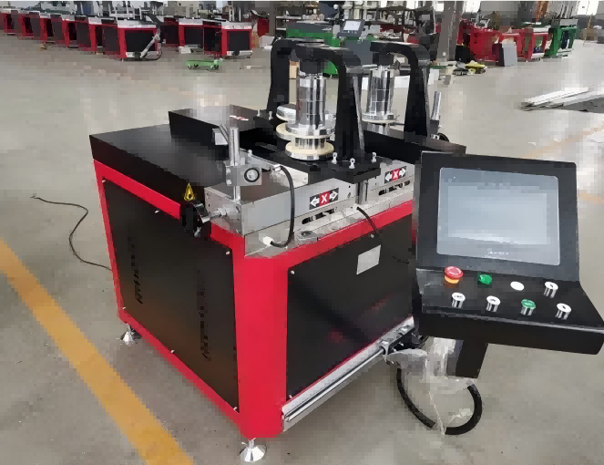 Macchina piegatubi per profili CNC per impieghi gravosi per alluminio e PVC