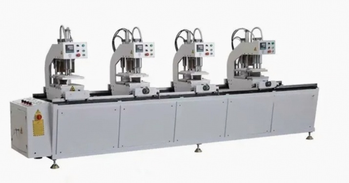 Saldatrici senza saldatura ad alta velocità in PVC UPVC per impieghi gravosi con profili colorati per finestre con 4 teste CNC