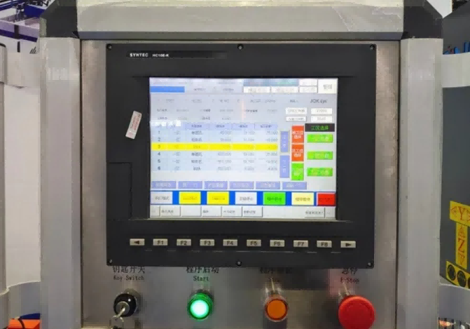 Trapano per facciate continue in alluminio CNC a 4 teste ad alta precisione