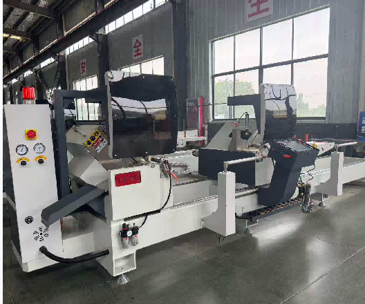 Sega da taglio CNC a doppia testa ad alta precisione per tagli a 45° e 90°