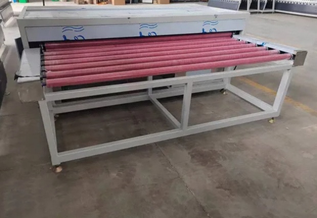 Macchina automatica per pressa a caldo per vetro isolante 1600 ad alta efficienza