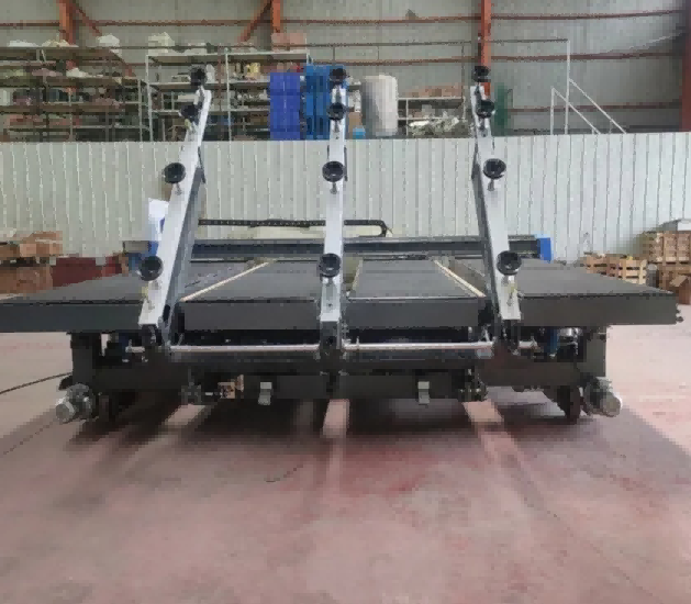 Macchina automatica per il taglio del vetro CNC ad alta precisione per vetro isolante